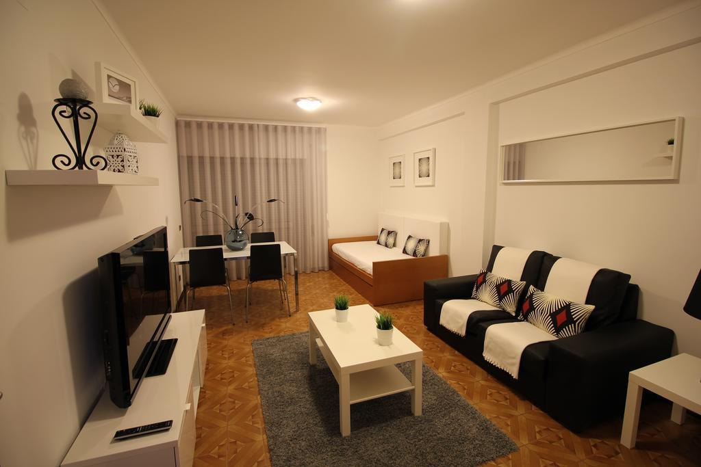 Apartamentos Gaivota Holidays Nazaré Esterno foto
