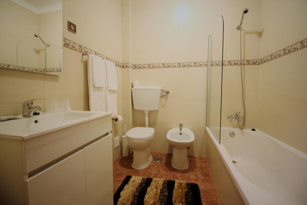 Apartamentos Gaivota Holidays Nazaré Esterno foto