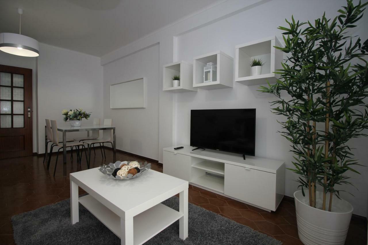 Apartamentos Gaivota Holidays Nazaré Esterno foto