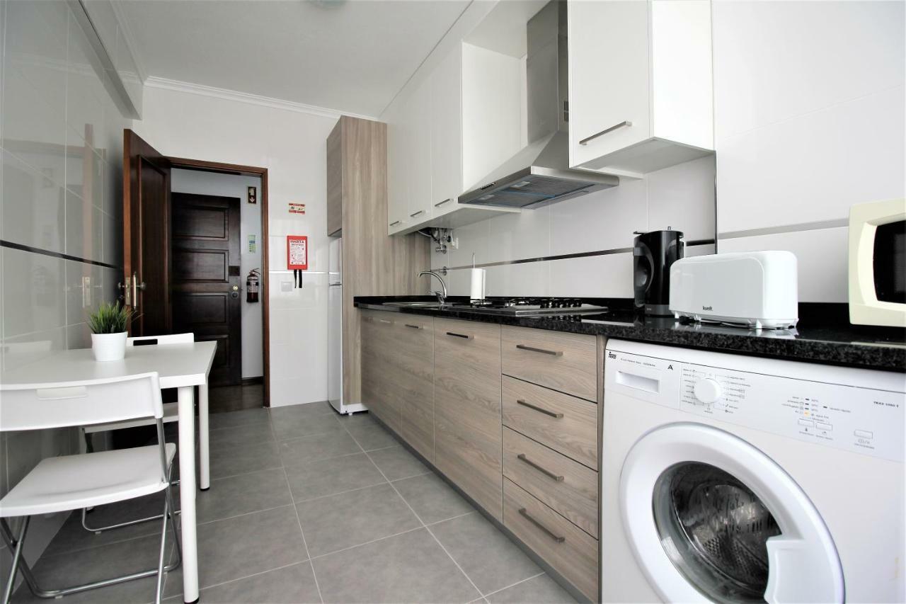 Apartamentos Gaivota Holidays Nazaré Esterno foto
